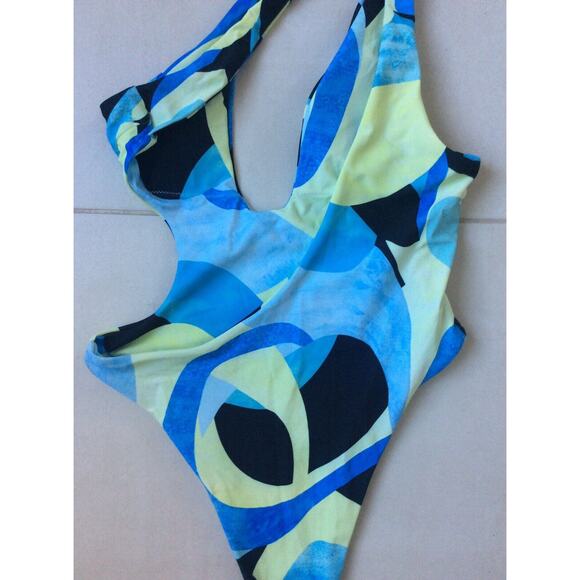 Pesfeel One Piece Swimsuit Monokini Asymmetric Padded Swimwear - Picture 6 of 8